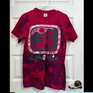 Pink PNW wildlife t-shirt medium